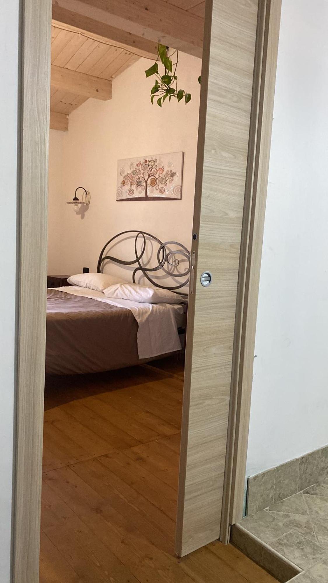 Guest House Tzia Udroni Ossi Bagian luar foto